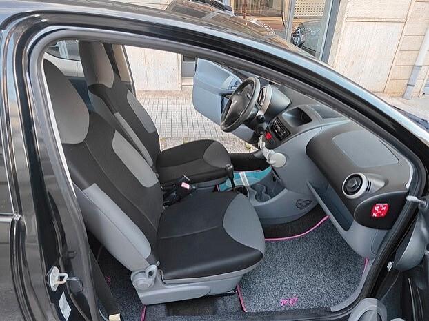 PEUGEOT 107 1.0 Benzina 3 Porte - 2010