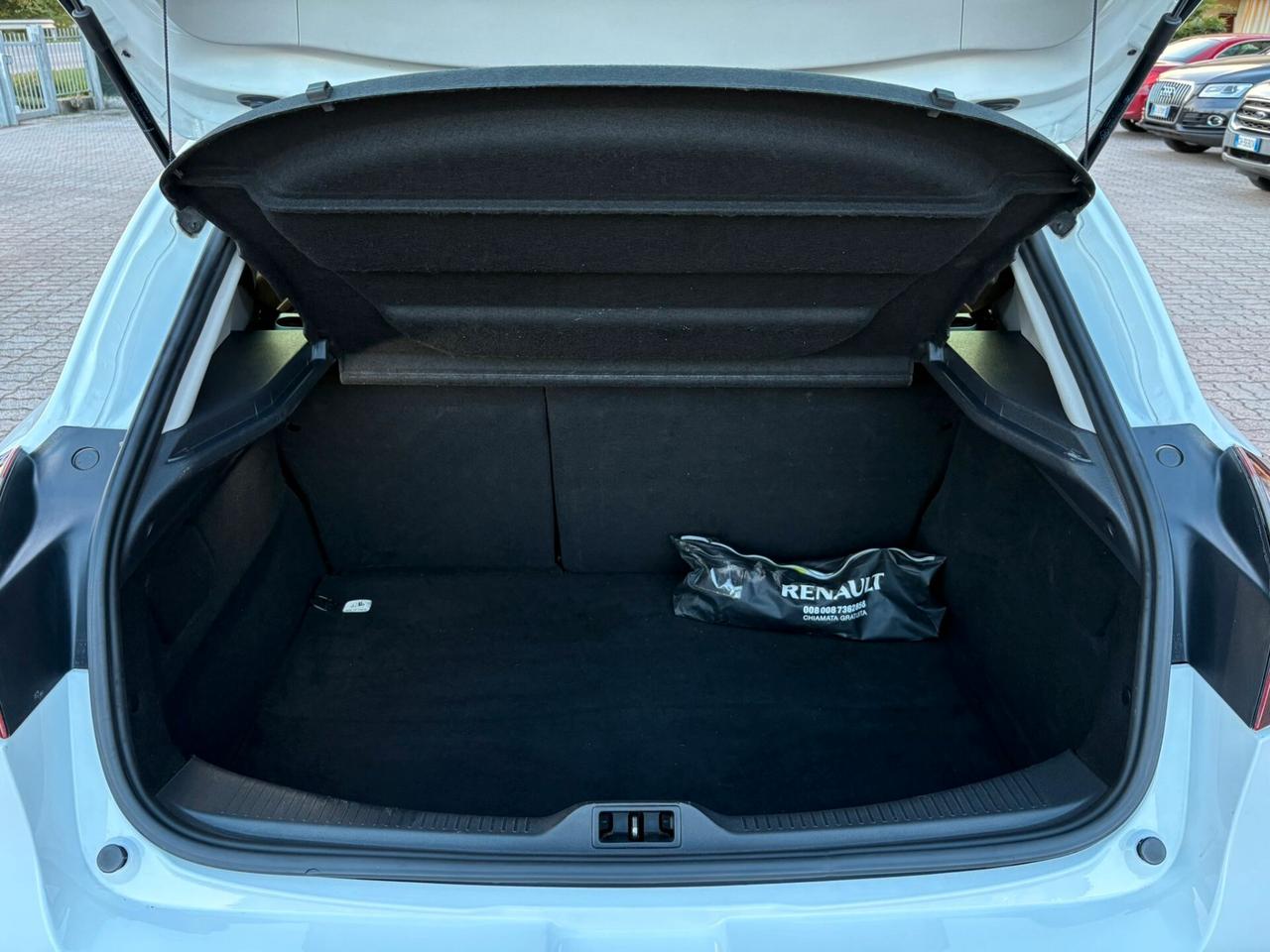 RENAULT MEGANE 1.5 DCI ASSETTO SPORTIVO SI NEOPAT