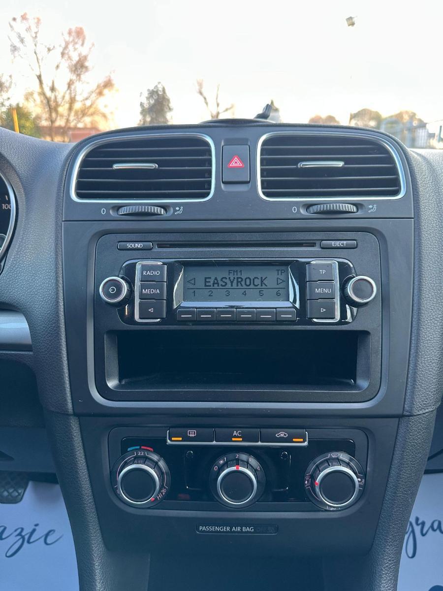 VOLKSWAGEN - GOLF 6 1.4 BENZINA NEOPATENTATI