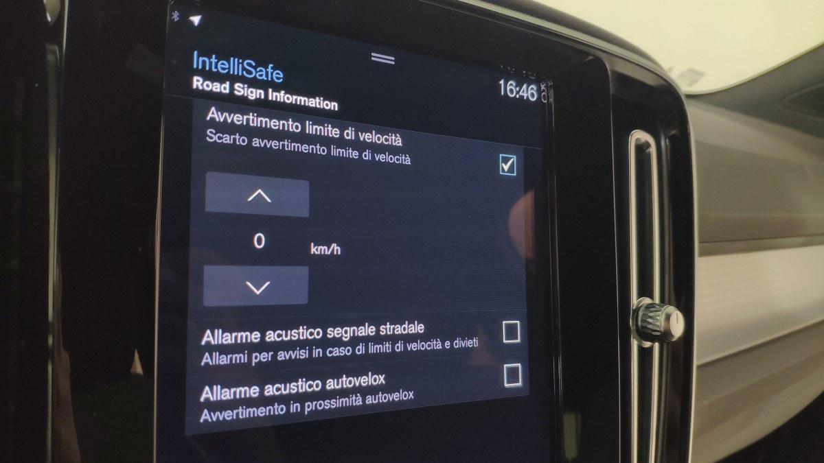 VOLVO Xc40 T2 Automatico Core