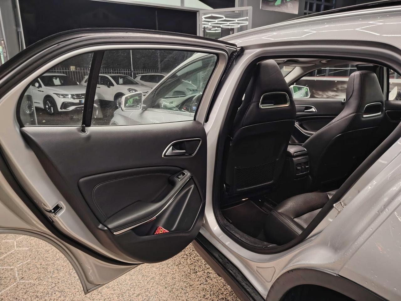 Mercedes-Benz GLA 220 d Automatic 4Matic Sport