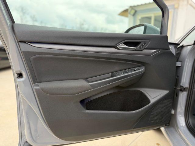 VOLKSWAGEN Golf 2.0 TDI 150 CV DSG Style GARANZIA