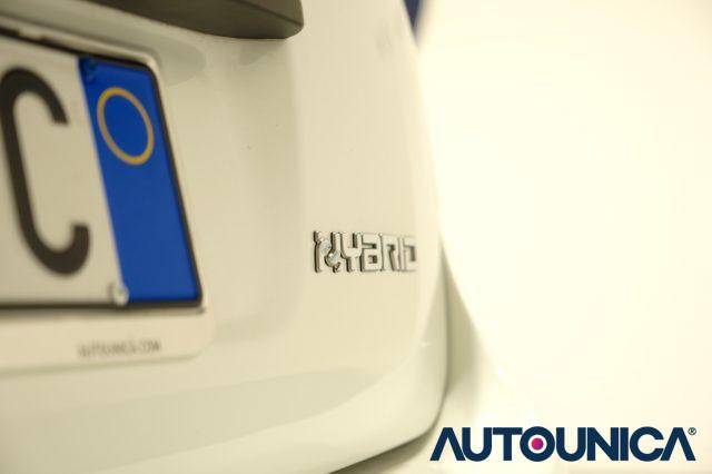 FIAT Panda 1.0 FIREFLY S&S HYBRID CITY CROSS NEOPATENTATI