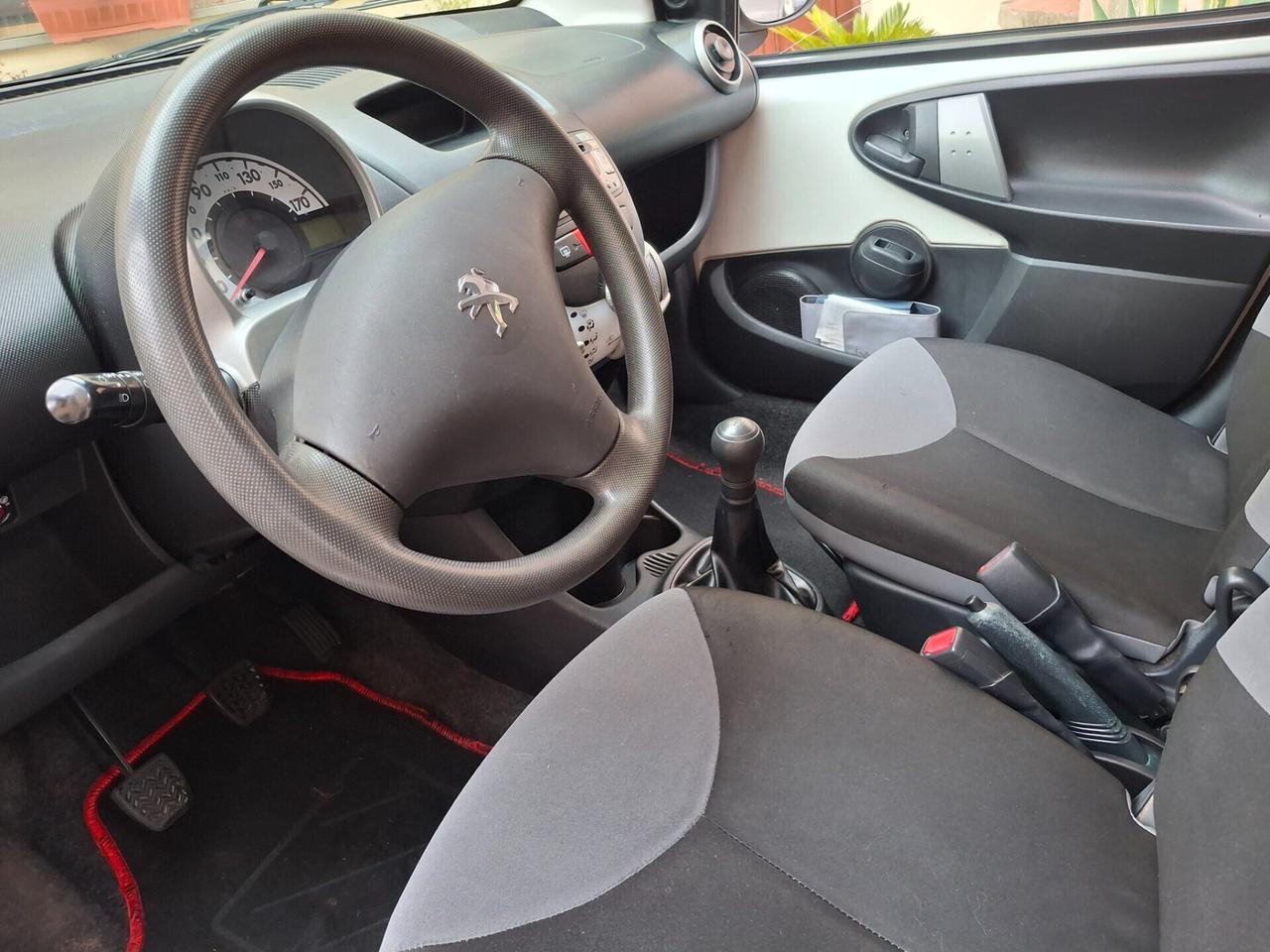 Peugeot 107 1.0 Benzina 68CV. 5 Porte-OK NEOPATENTATI-