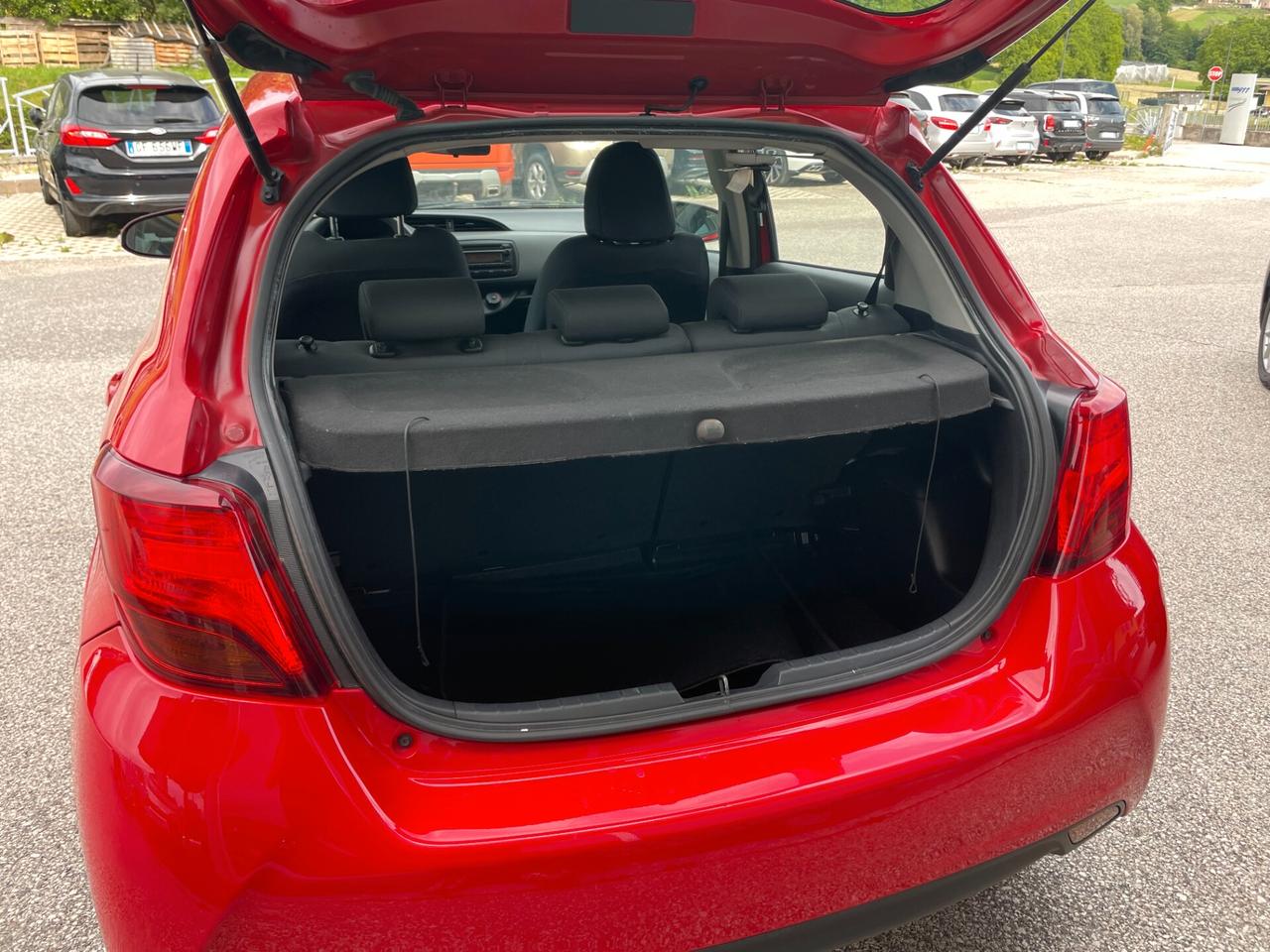 Toyota Yaris 1.0 5 porte Lounge OK NEOPATENTATI