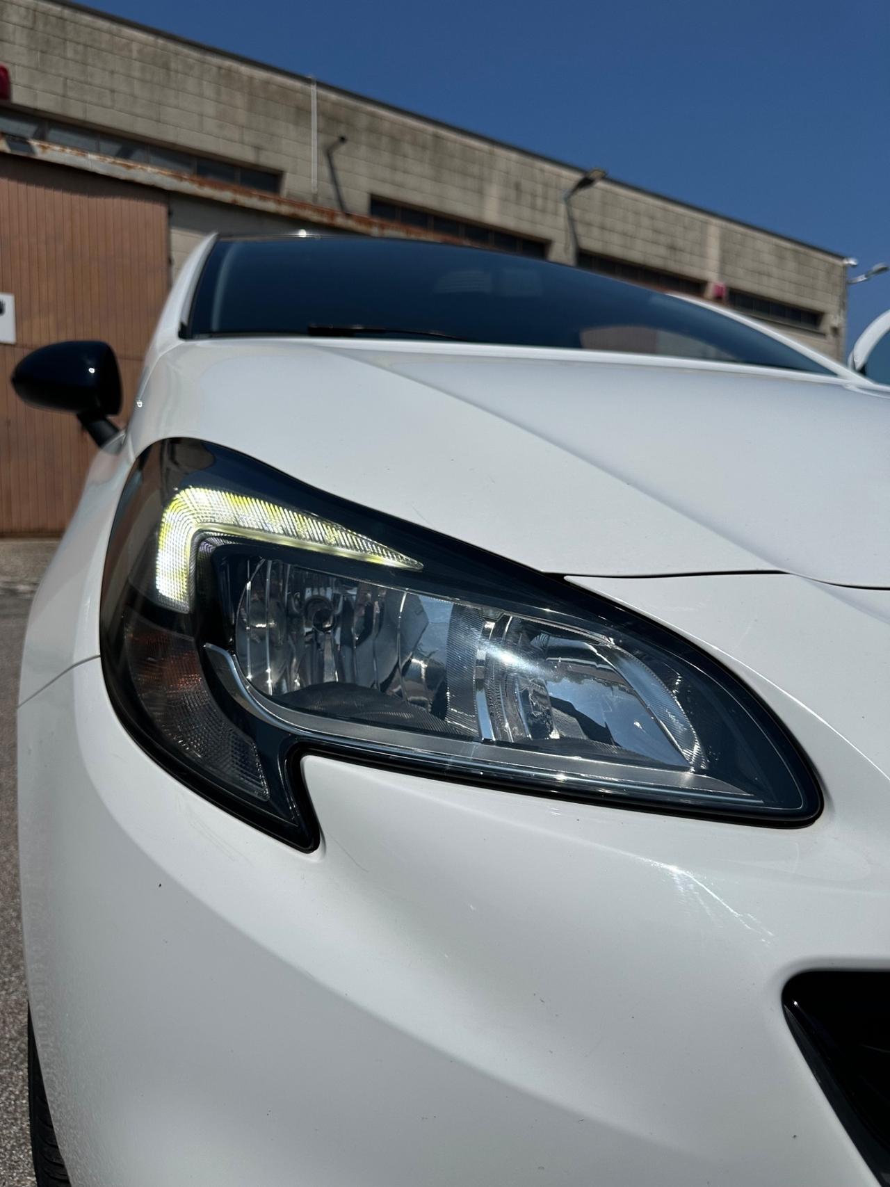 Opel Corsa 1.4 90CV GPL Tech 5 porte Neopatentati