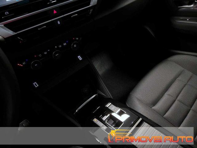 CITROEN C4 Hybrid 136 e-DCS6 Plus