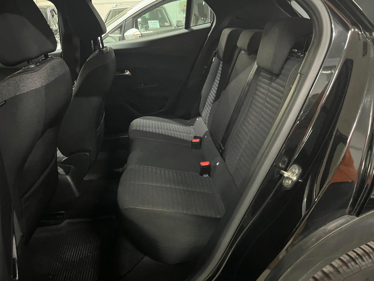 Peugeot 2008 1.2 benzina