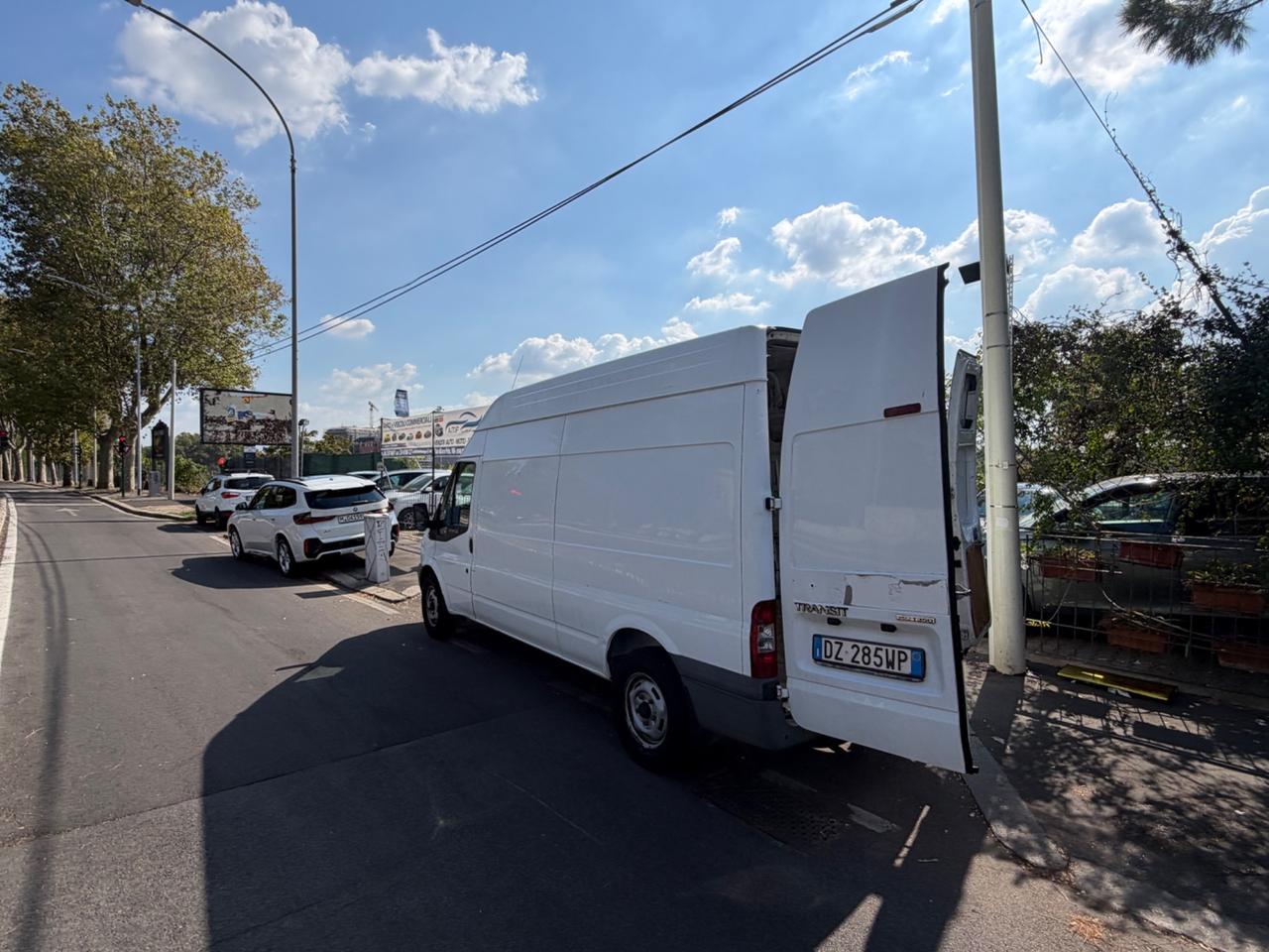 Ford Transit Courier 350l VAN 2.2.