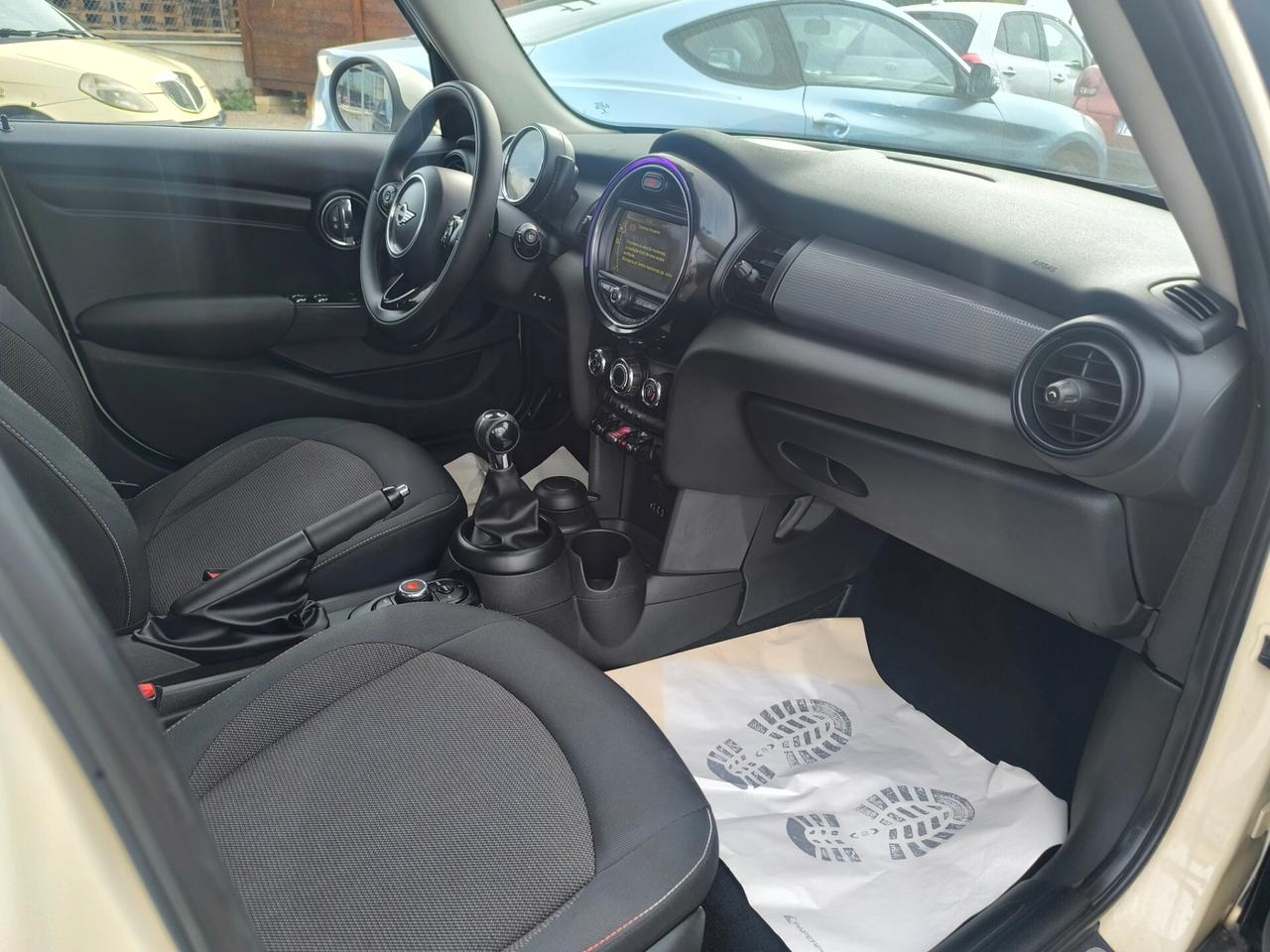 Mini 1.5 One D Business