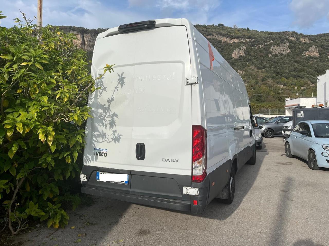 Iveco Daily 35S12V 2.3 HPT PM-TN Furgone