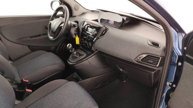 LANCIA Ypsilon 1.0 FireFly 5 porte S&S Hybrid Silver Plus