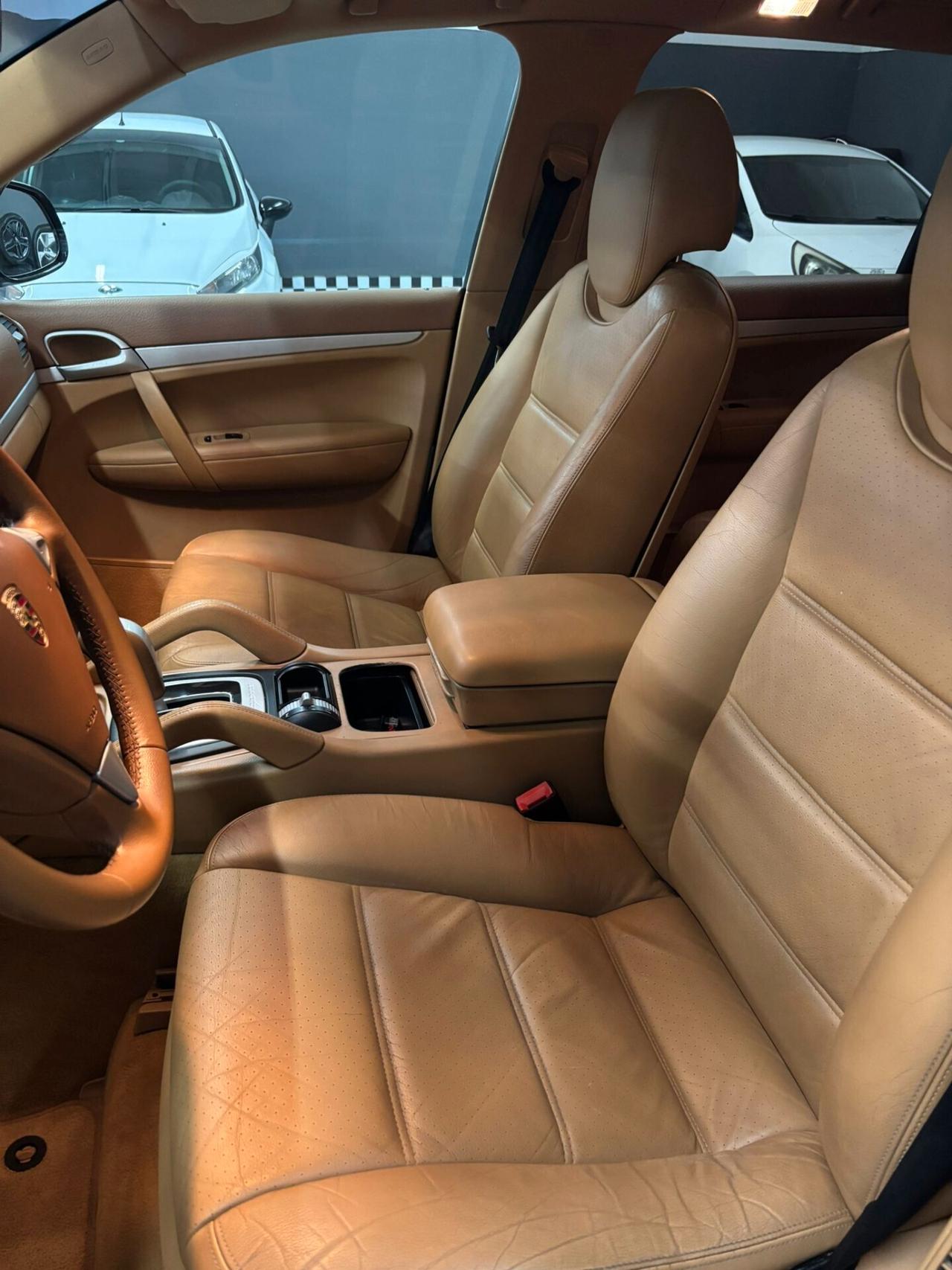 Porsche Cayenne 3.2 V6 cat