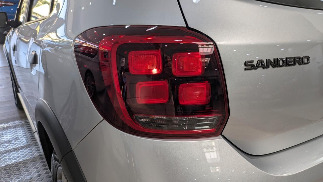Dacia Sandero Stepway 1.0 TCe 100CV ECO-G 15th Anniversary