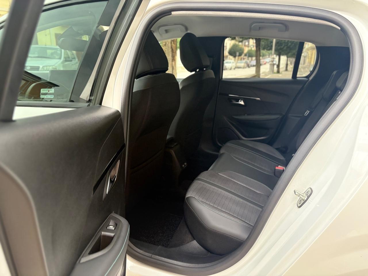 Peugeot 208 PureTech 100 CV EAT8 5P Allure FULL/LED