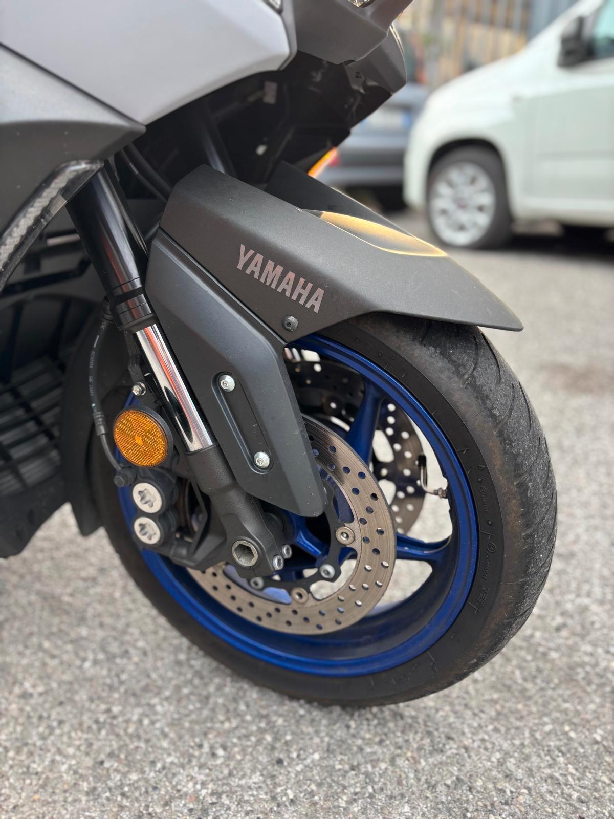 Yamaha TMAX 560 impeccabile