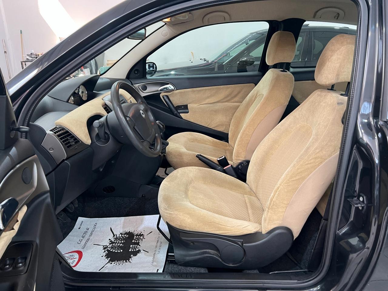 Lancia Ypsilon 1.2 80 CV - PLATINO - 2005