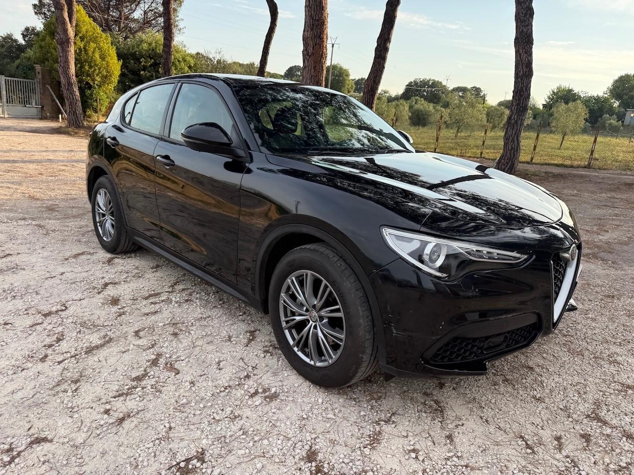 Alfa Romeo Stelvio 2.2 Turbodiesel 190 CV AT8 Q4 Sprint