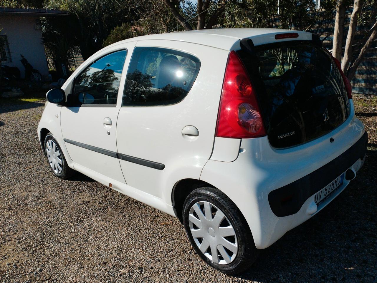 Peugeot 107 1.0 68CV 5p. Sweet Years