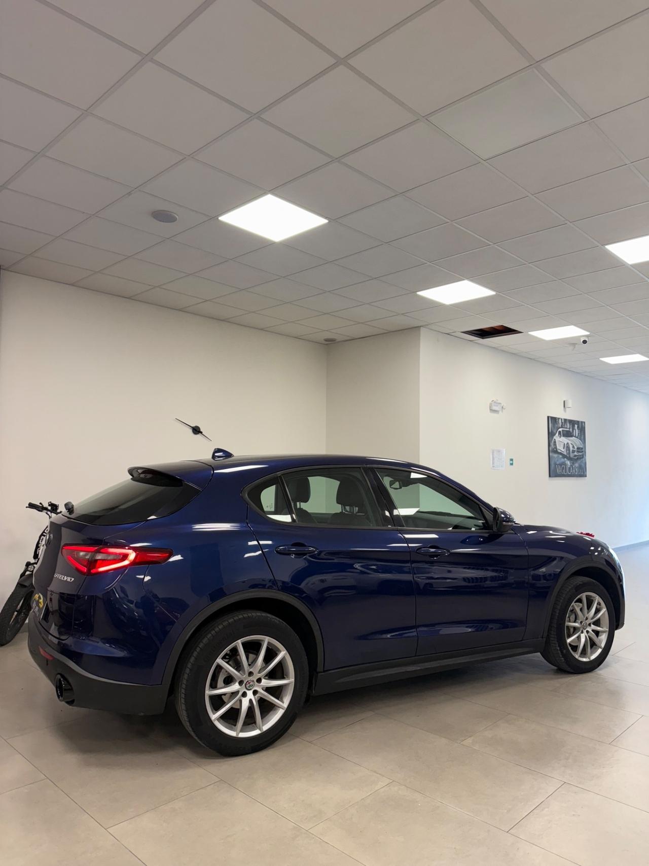 Alfa Romeo Stelvio 2.2 Turbodiesel 190 CV AT8 RWD Executive