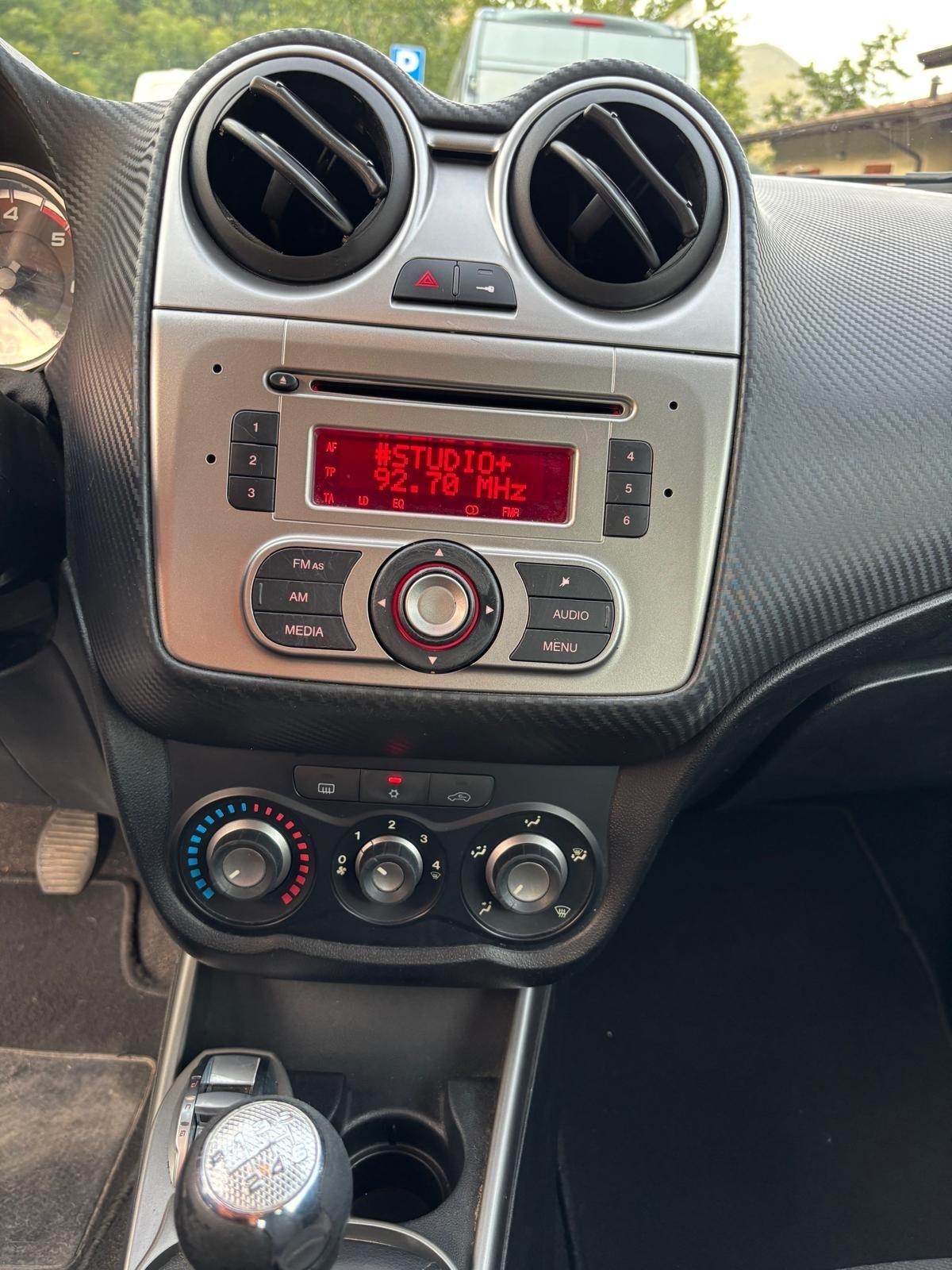 Alfa Romeo MiTo 1.6 JTDm-2 S&S Distinctive