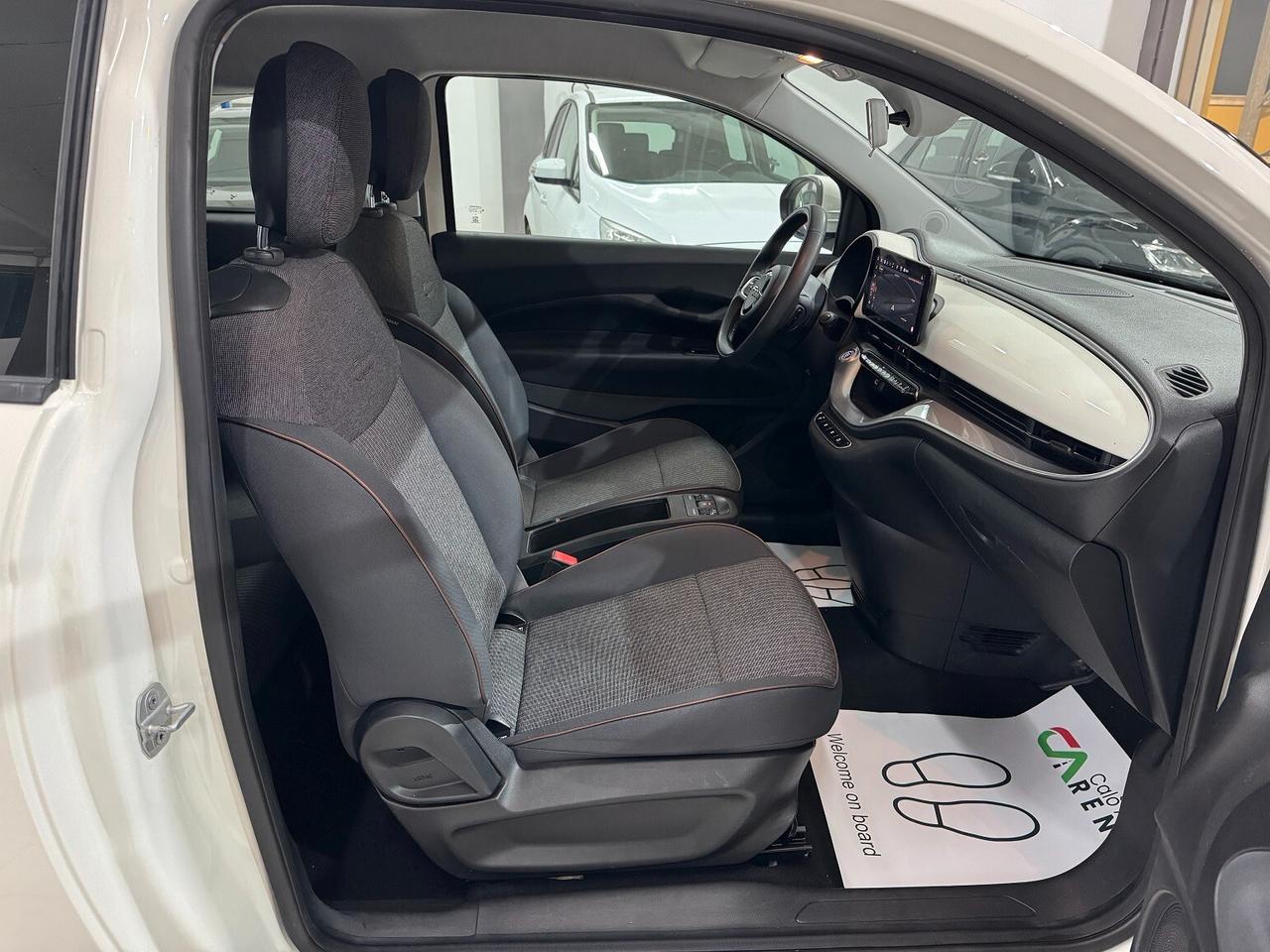 500e 42 kWh BUSINES PRONTA CONSEGNA BELLA