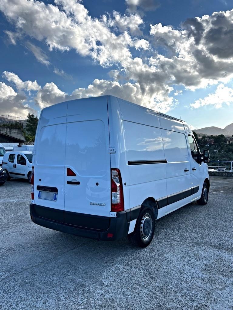 Renault Master 2.3 dCi 135cv 2021 iva Compresa