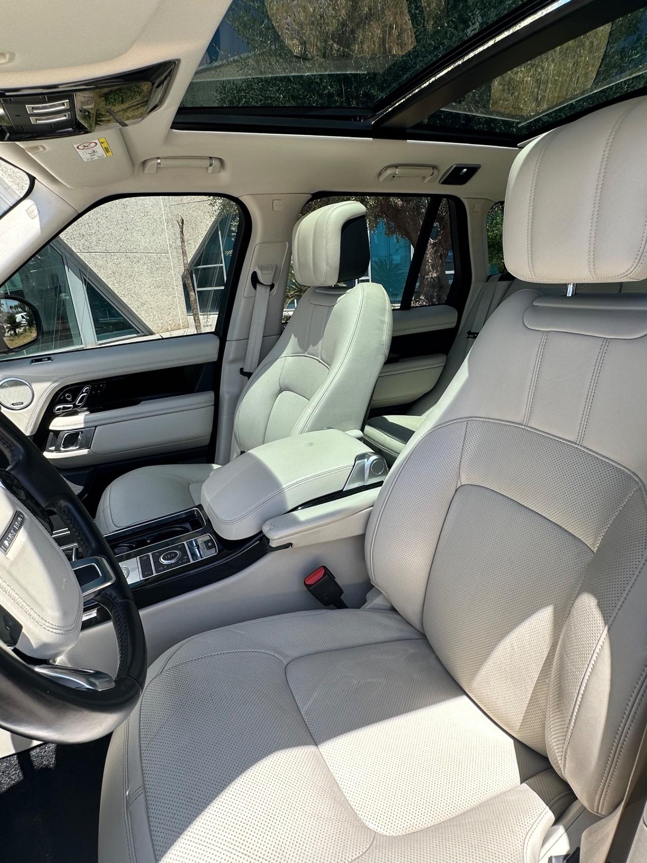 Range Rover 3.0 SDV6 Vogue possibilità noleggio no scoring