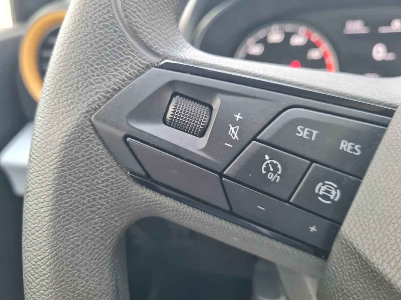 Seat Arona 1.0 TGI 90 CV Reference – Marzo 2022 – €12.900