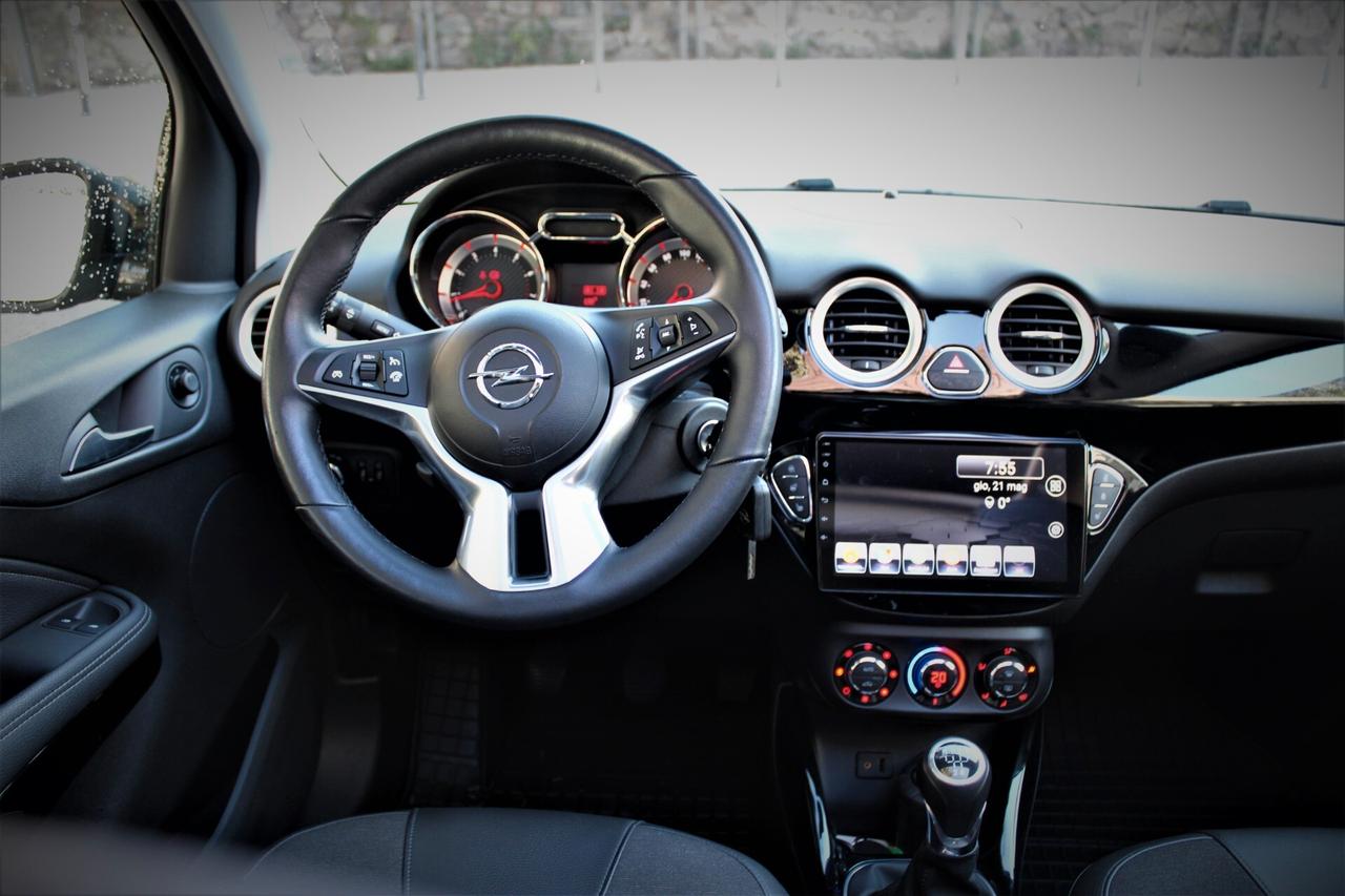 Opel Adam Rocks 1.4 100 CV Air Cabrio