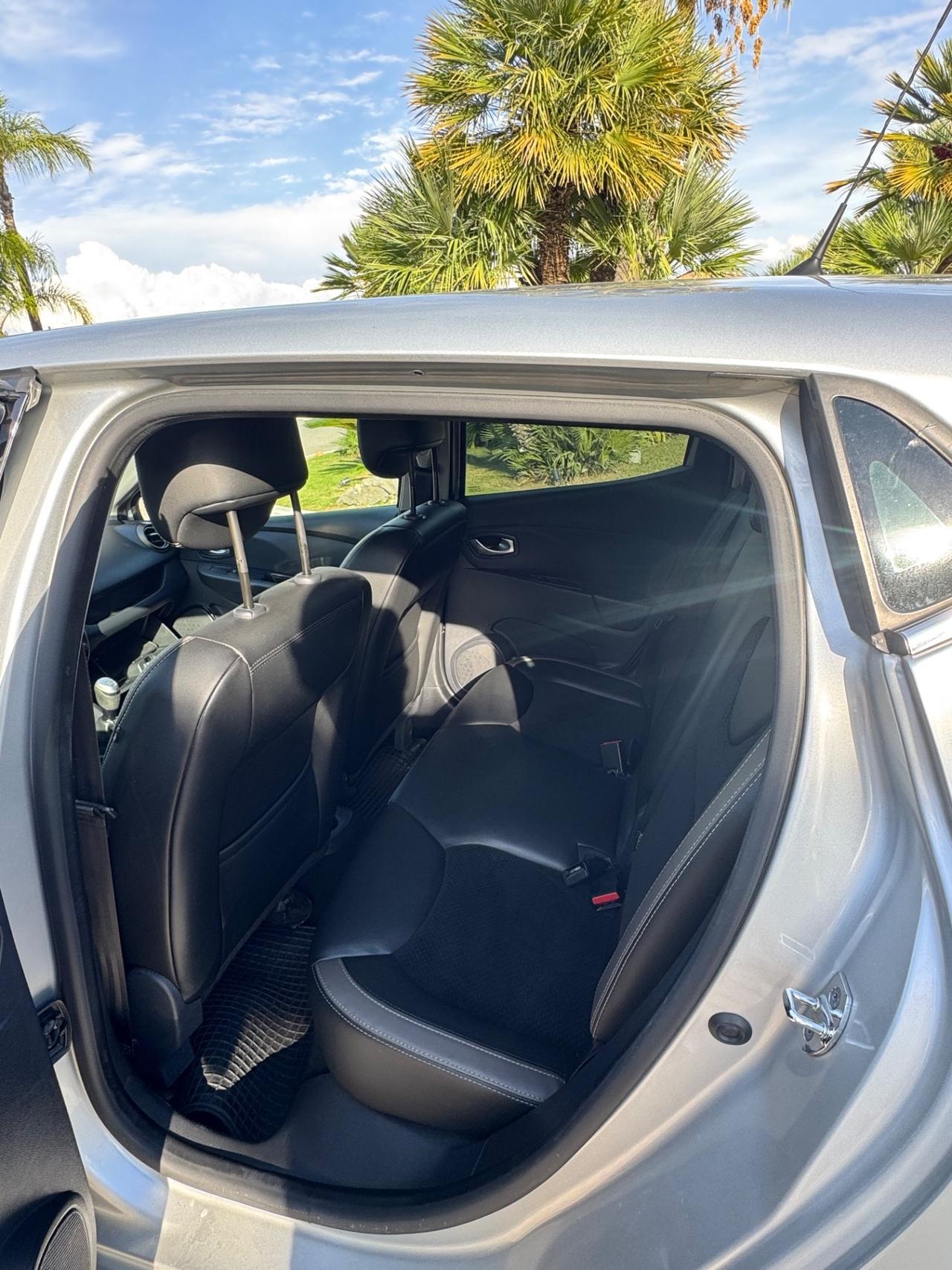 Renault Clio dCi 8V 75 CV Start&Stop 5 porte Energy Duel