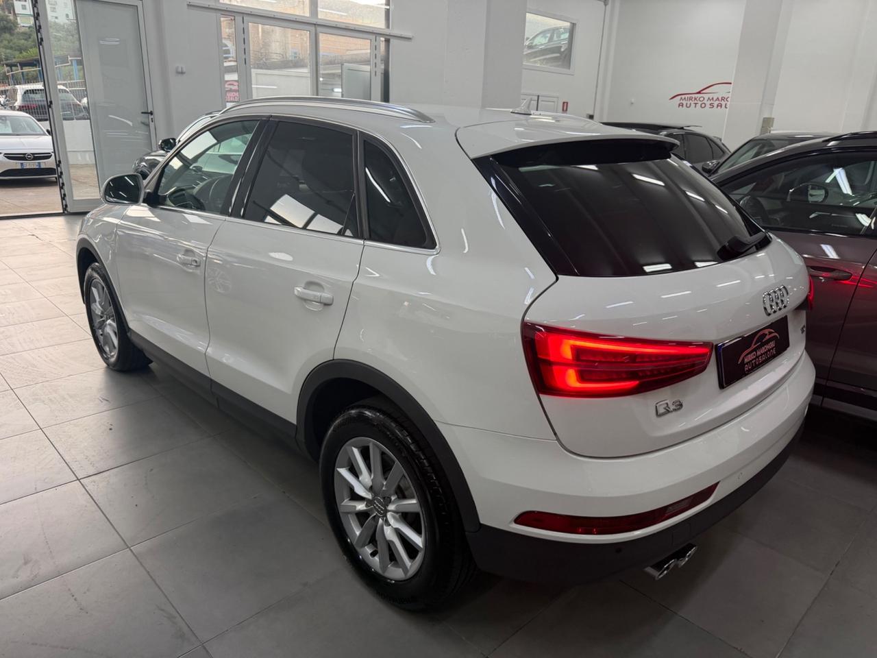 Audi Q3 2.0 TDI 120 CV Sport FINANZIABILE