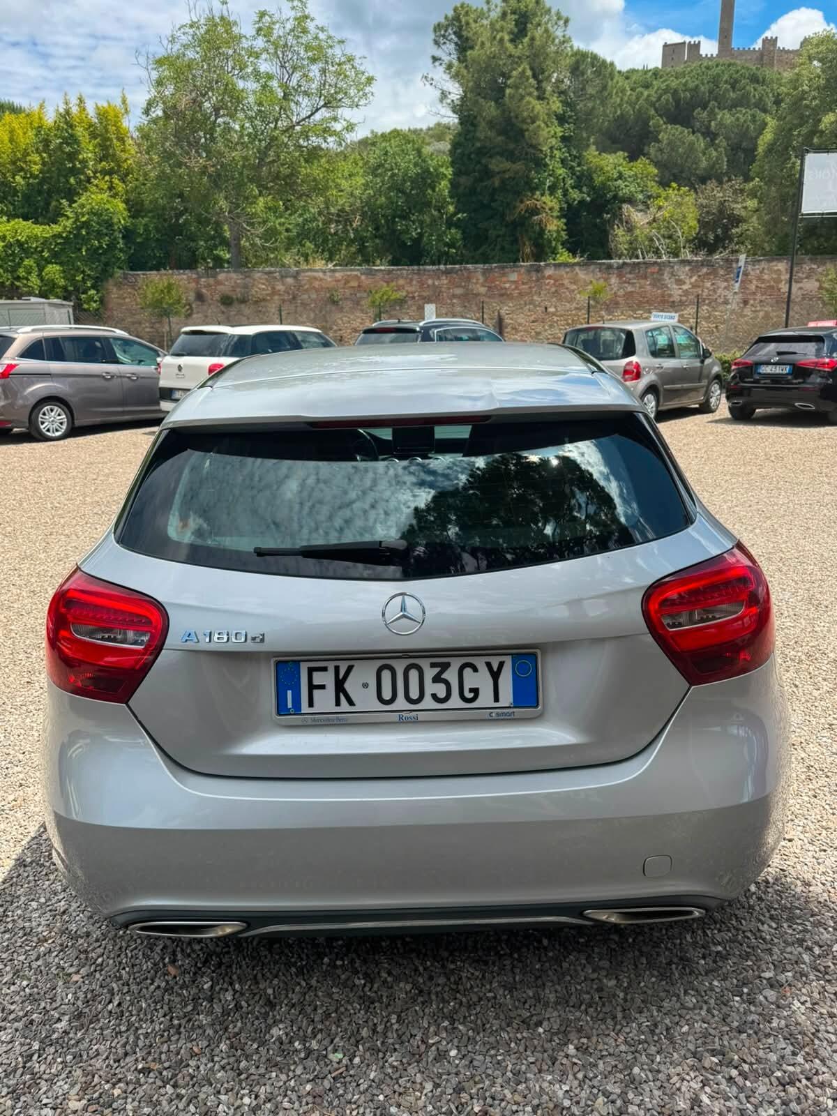 Mercedes-benz A 180 d Premium