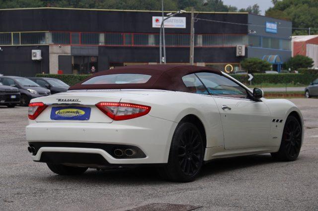 MASERATI GranCabrio 4.7 V8