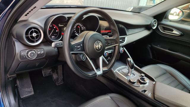 ALFA ROMEO Giulia 2.2 TD 180CV AT8 BUSINESS SPORT PELLE-CAMERA