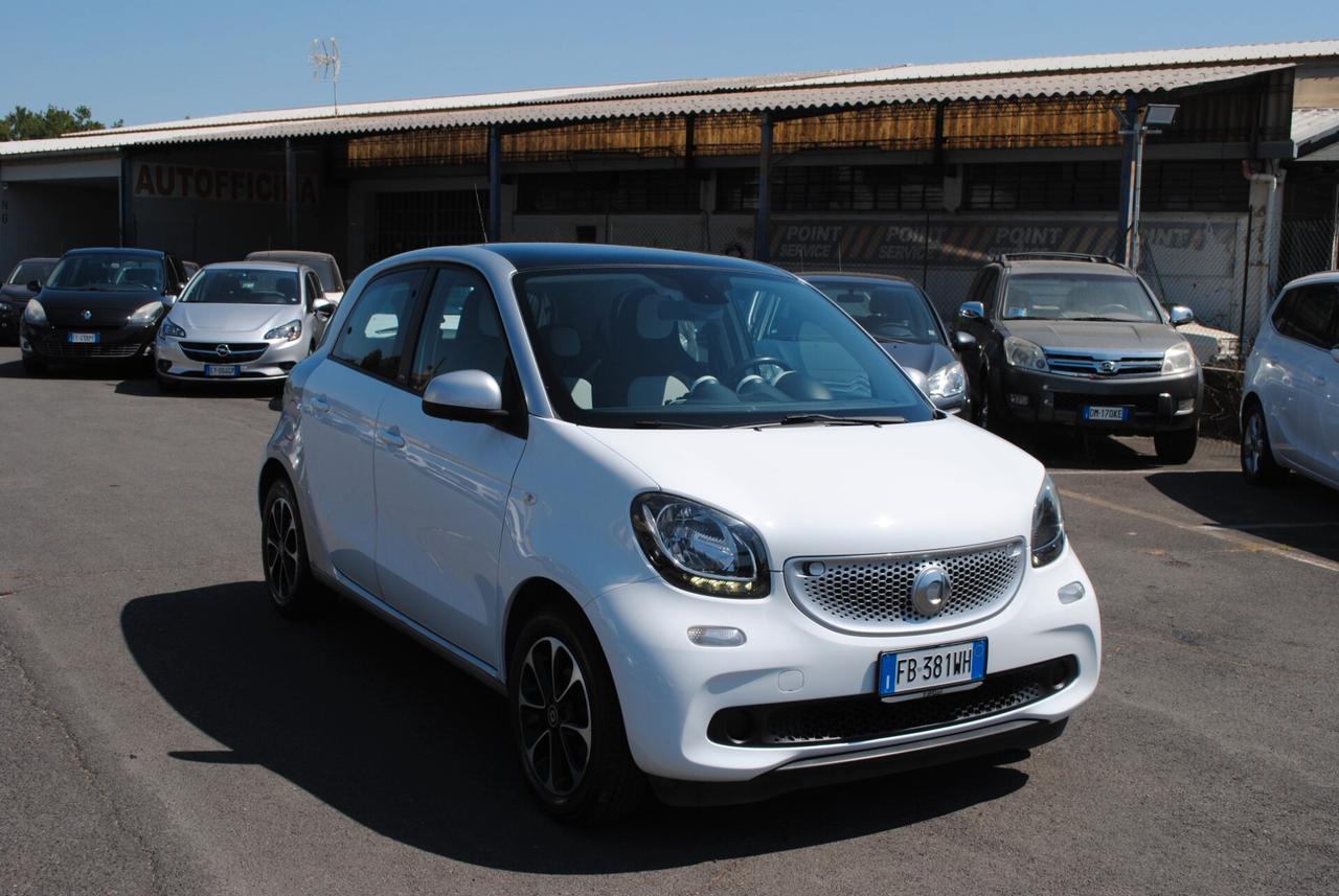 SMART FORFOUR 1.0 71 CV