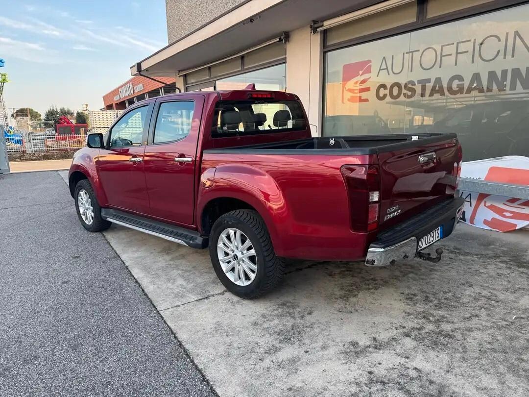 Isuzu D-Max III 2017 1.9 td crew Quasar 4x4 auto