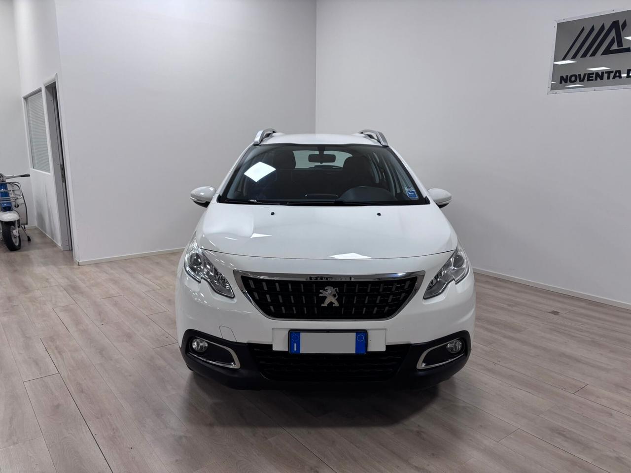 Peugeot 2008 PureTech 82 cv EURO 6