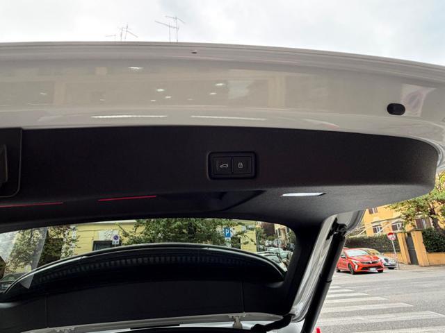 AUDI Q5 TDI 204Cv mHEV+ S tronic quattro S line edition