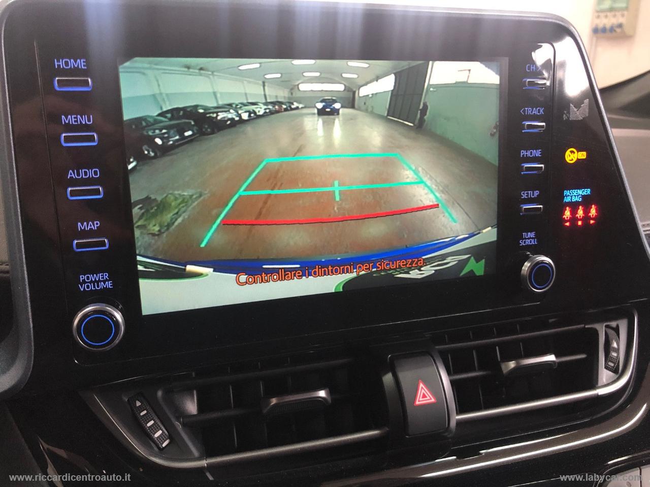 TOYOTA C-HR 2.0 Hybrid E-CVT Trend