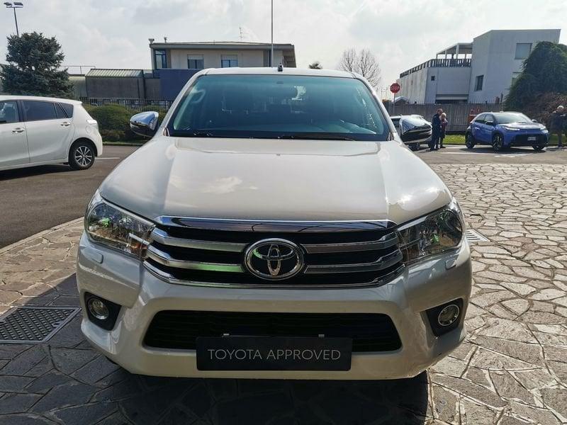 Toyota Hilux 2.4 D-4D 4WD 4 porte Double Cab Lounge