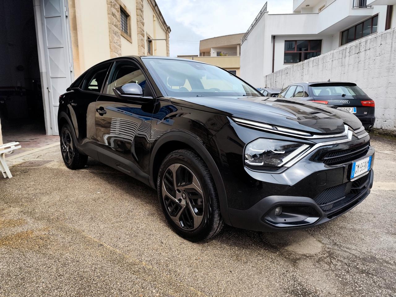 Citroen C4 BlueHDi 130 S&S EAT8 Shine