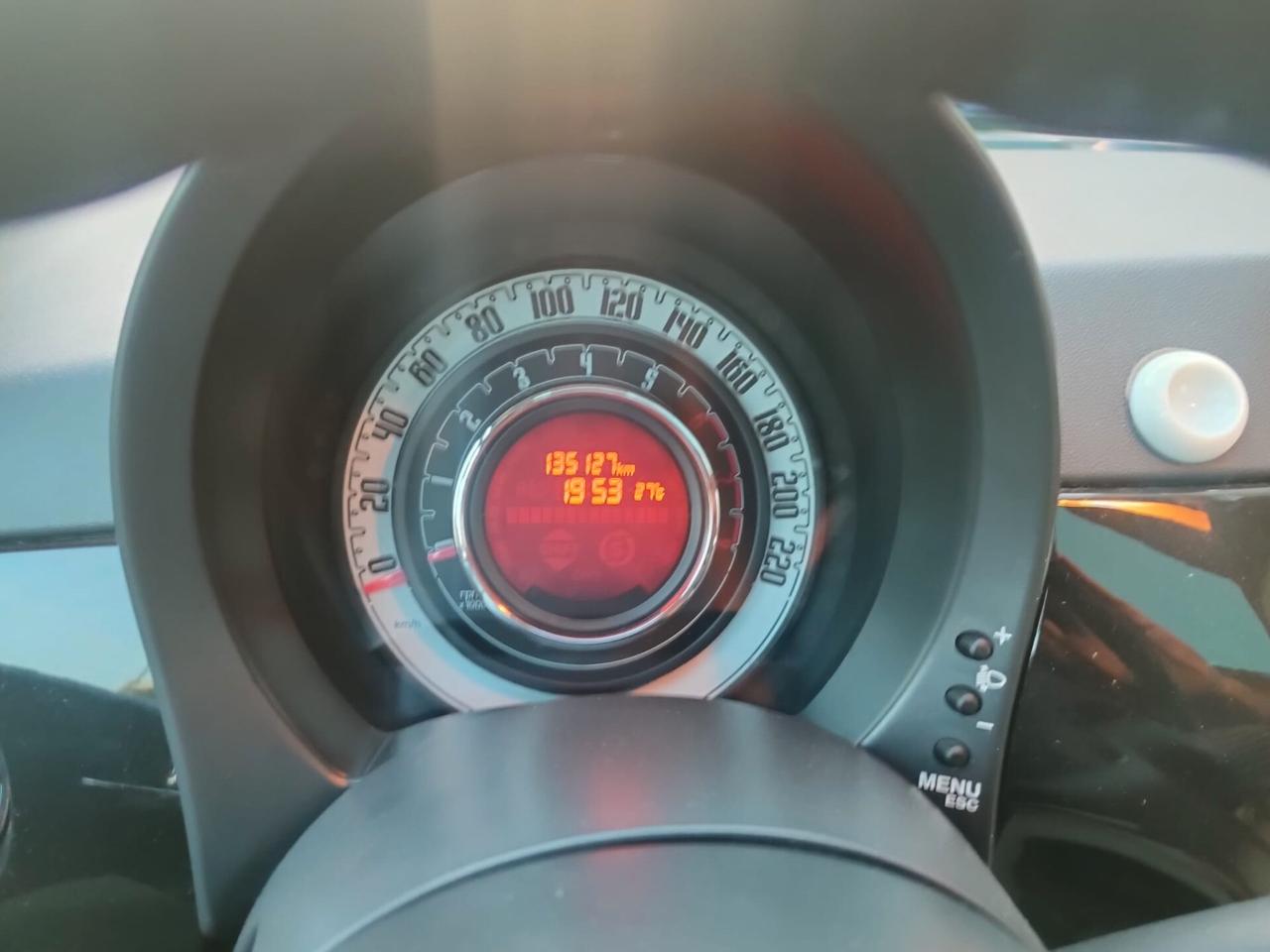 Fiat 500 1.2 Benz. Lounge TETTO PANORAMICO.