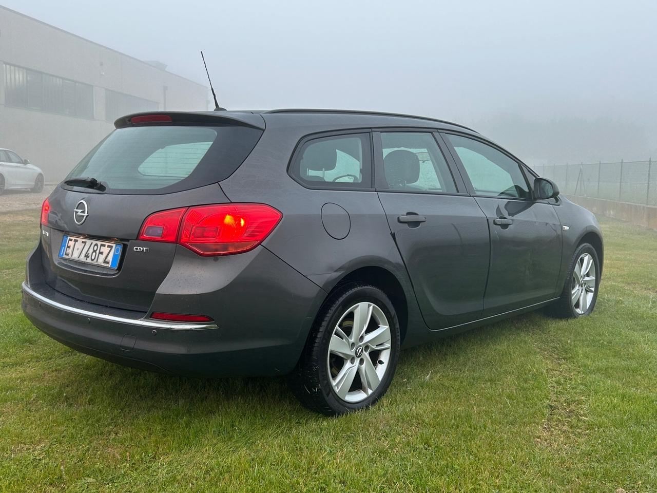 Opel Astra 1.7 CDTI 110CV Sports Tourer Elective