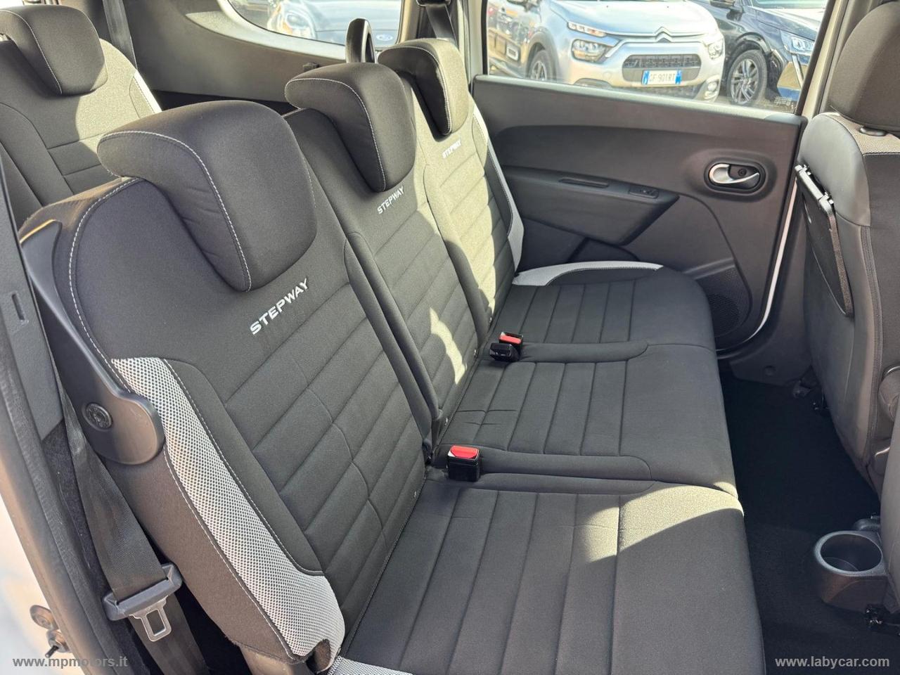 DACIA LODGY STEPWAY 1.5dCi 115CV 7 POSTI