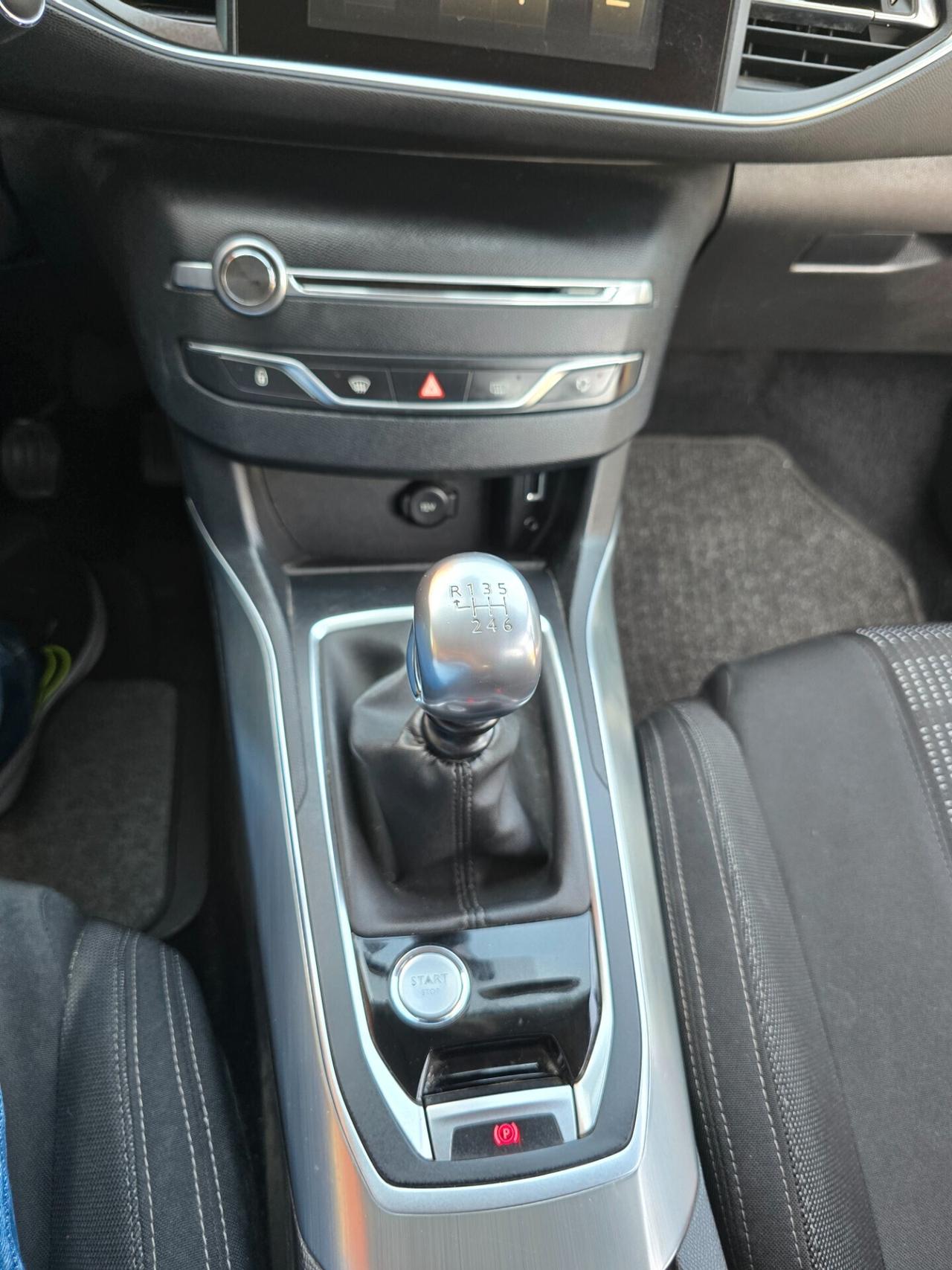 Peugeot 308 BlueHDi 120 S&S EAT6 SW Allure