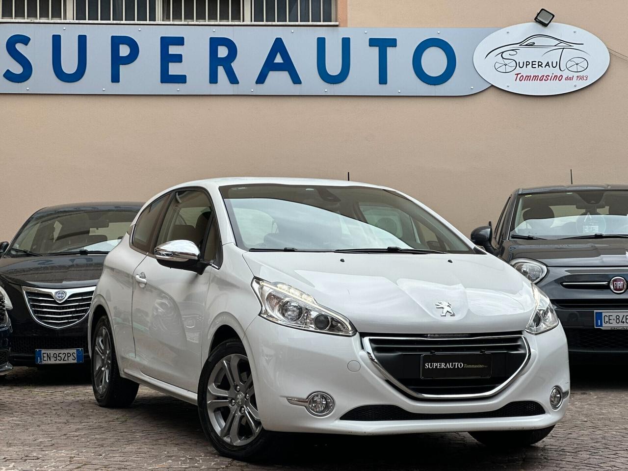 Peugeot 208 1.2 VTi CV 82 OK neopatentati