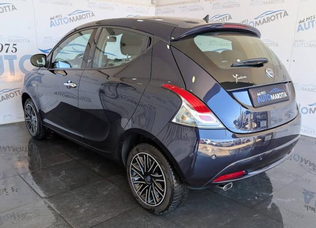 Lancia Ypsilon 1.2 Gold 69cv