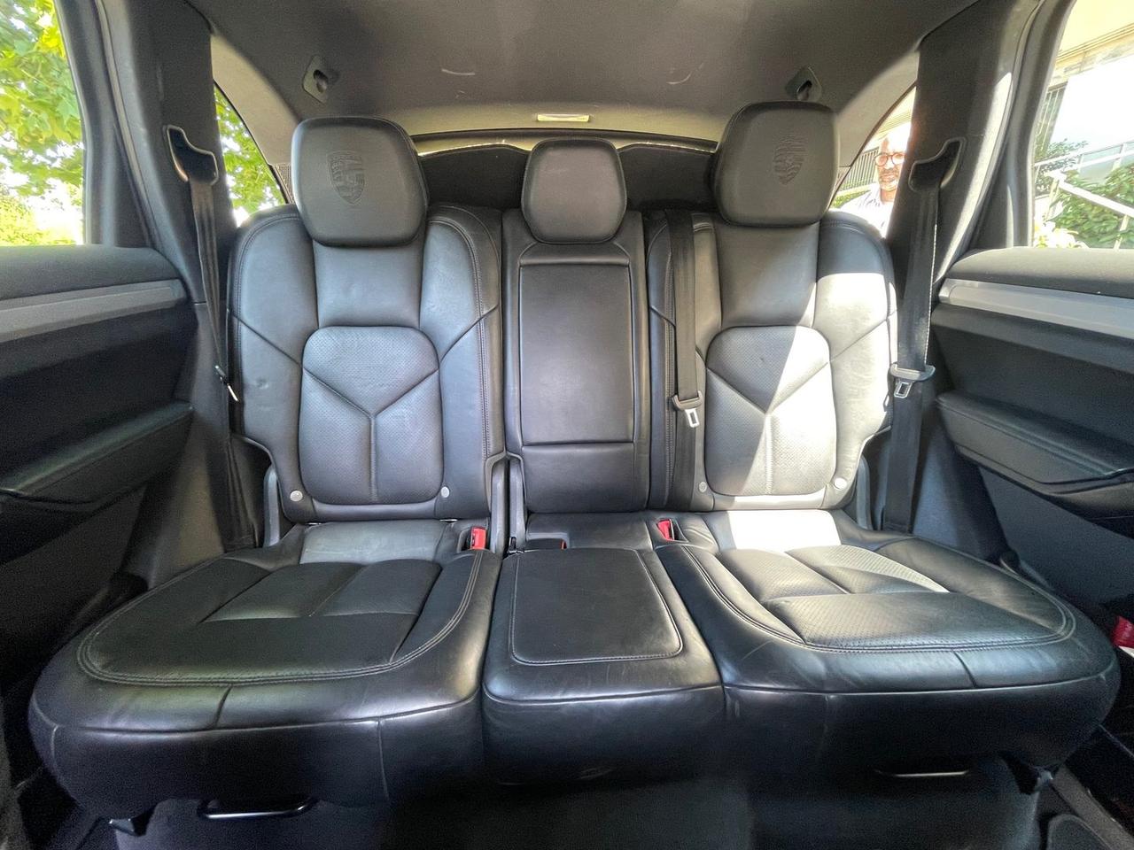 Porsche Cayenne Platinum Edition 3.0 #6240