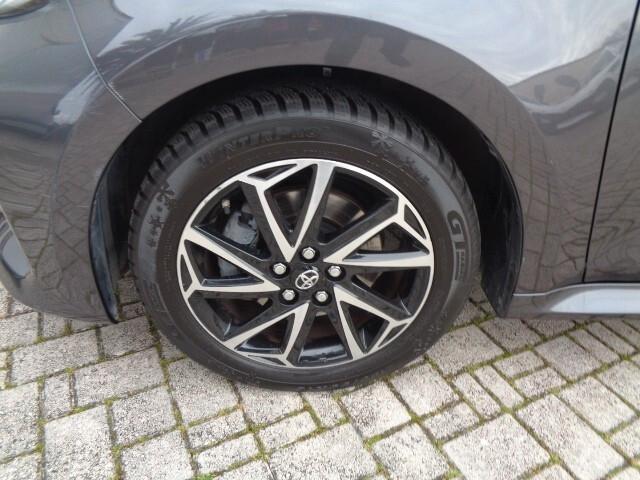 Toyota Yaris 1.5 Hybrid 5 porte Lounge NESSUN VINCOLO DI FINANZIAMENTO